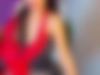 Live cam show with Amelia-Greyson - Mistress on CamwithHer