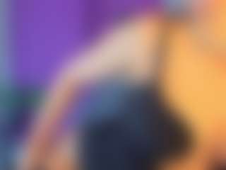 Live cam show with Amelia-Greyson - Thin on Soda Cam