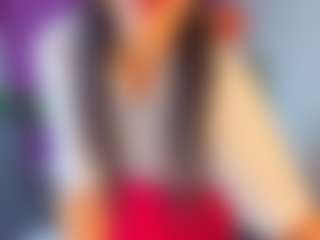 Live cam show with Amelia-Greyson - Bi on CamClone