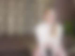 Live cam show with DanielaKrulicki - Facial on AdultVida.com