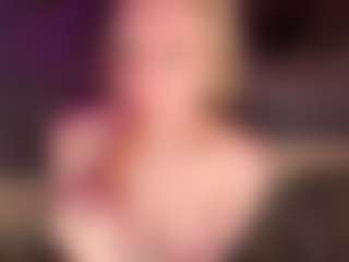 GladysNeuner's Live Sex Cam Show
