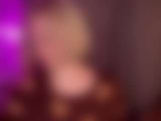 GladysNeuner's Live Sex Cam Show