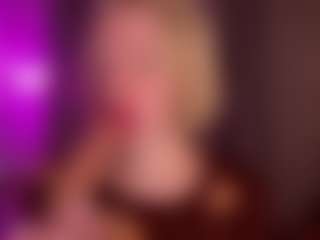 GladysNeuner's Live Sex Cam Show
