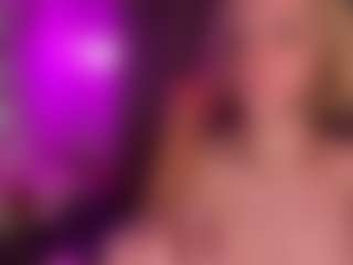 GladysNeuner's Live Sex Cam Show