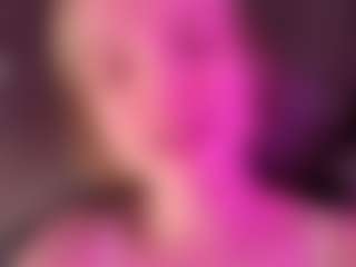 Live cam show with GladysNeuner - Blonde Hair Dildo on Camsoda