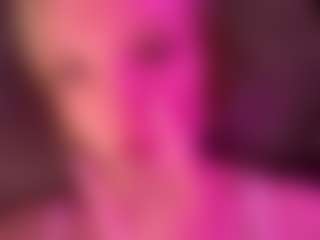 Live cam show with GladysNeuner - New BBW on Hubzter Live