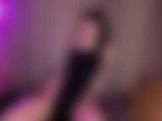 Live cam show with GladysNeuner - BBW on Camsoda
