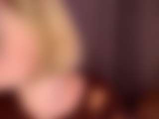 Live cam show with GladysNeuner - New Anal on boobsie.com