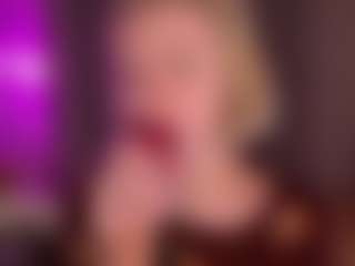 Live cam show with GladysNeuner - Role Play on SinfulBabes