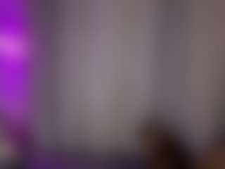 Live cam show with GladysNeuner - Gamer Asian on xDating