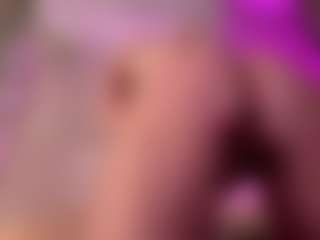 GladysNeuner's Live Sex Cam Show