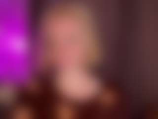 GladysNeuner's Live Sex Cam Show
