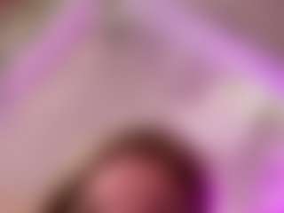Live cam show with GladysNeuner - New Foot Fetish on Livezox
