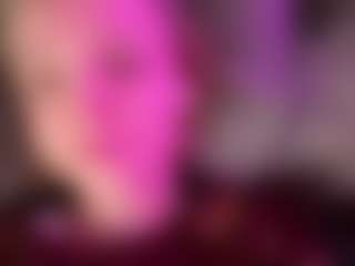 GladysNeuner's Live Sex Cam Show