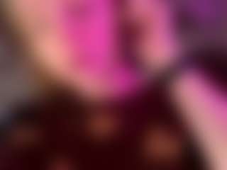 Live cam show with GladysNeuner - Wet on StripNow