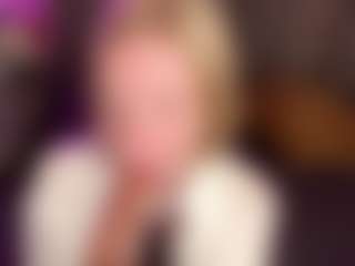 GladysNeuner's Live Sex Cam Show