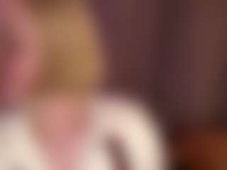 Live cam show with GladysNeuner - Full Nudity on TastyBlacksLive