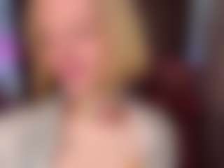 Live cam show with GladysNeuner - Middle Aged on CSO-WL