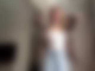 Live cam show with Emma - Squirt White on Strip Flash - Live Sex Shows | latvia