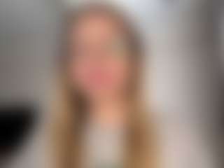 Live cam show with Emma - Athletic Teen (18+) on camwithhim.com