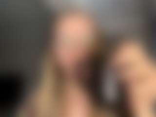 Live cam show with Emma - New Squirt on Strip Flash - Live Sex Shows