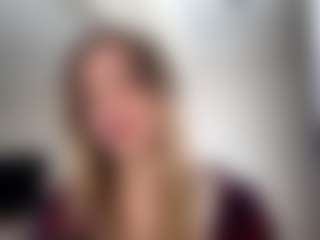 Live cam show with Emma - Tease on madthumbs