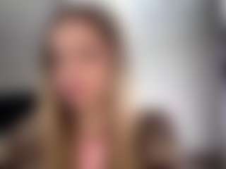 Live cam show with Emma - Brown Hair on SinfulBabes