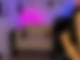 Live cam show with layla-moon1 - Spanish Mature on Uber Horny