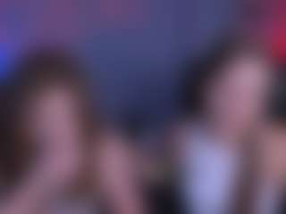 Live cam show with layla-moon1 - New Bedroom on Hubzter Live