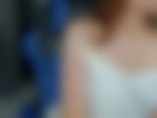 Lil-Zoraa's Live Sex Cam Show
