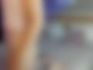 Live cam show with Lil-Zoraa - Teasing on CSO-WL