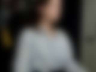 Live cam show with Lil-Zoraa - Body Massage on Instabang