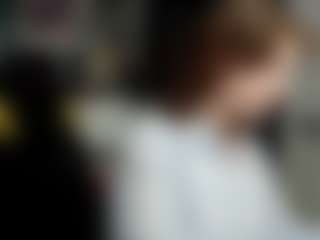 Live cam show with Lil-Zoraa - Strip on livesexfox.com