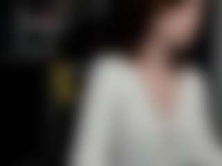 Live cam show with Lil-Zoraa - New Young Adult on SmokeAndPoke