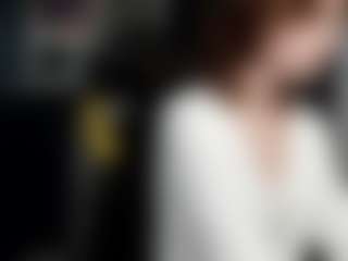 Live cam show with Lil-Zoraa - Oil on Fapmatic.com