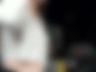 Live cam show with Lil-Zoraa - Natural on fuck-show.com