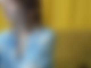 Live cam show with Lil-Zoraa - White on fapnchat | united states