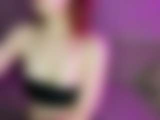Lil-Zoraa's Live Sex Cam Show