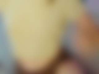 Lil-Zoraa's Live Sex Cam Show