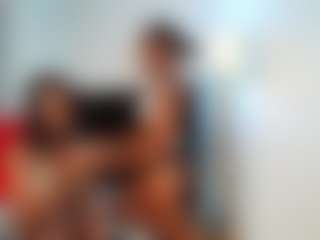 Live cam show with NanaPeach - Shaved Pussy on Camsoda