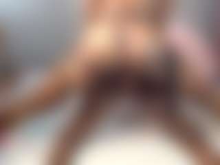 NanaPeach's Live Sex Cam Show