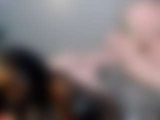 NanaPeach's Live Sex Cam Show