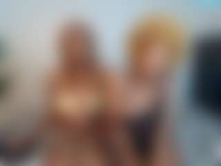 NanaPeach's Live Sex Cam Show