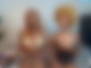 NanaPeach's Live Sex Cam Show