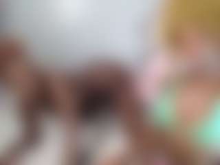 NanaPeach's Live Sex Cam Show