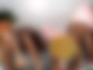 Live cam show with NanaPeach - Squirt on Camming Site