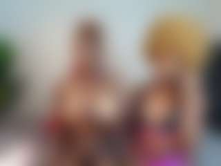 Live cam show with NanaPeach - Deepthroat on Camsoda