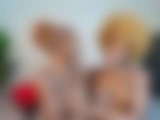 Live cam show with NanaPeach - Strapon on Uber Horny