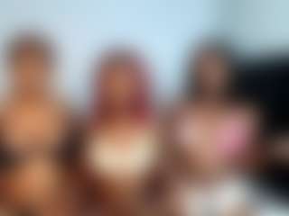 NanaPeach's Live Sex Cam Show