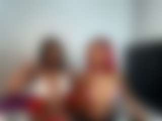 NanaPeach's Live Sex Cam Show